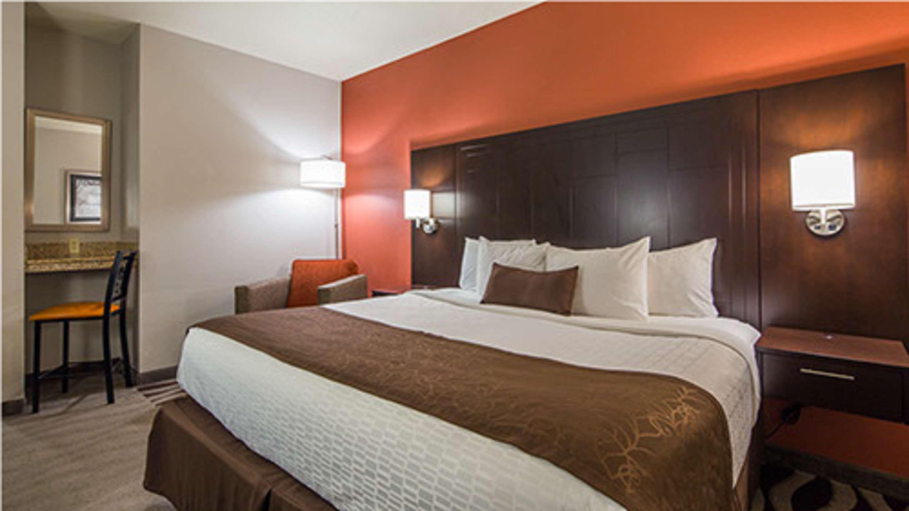 Best Western Plus Lee'S Summit Hotel & Suites Bagian luar foto