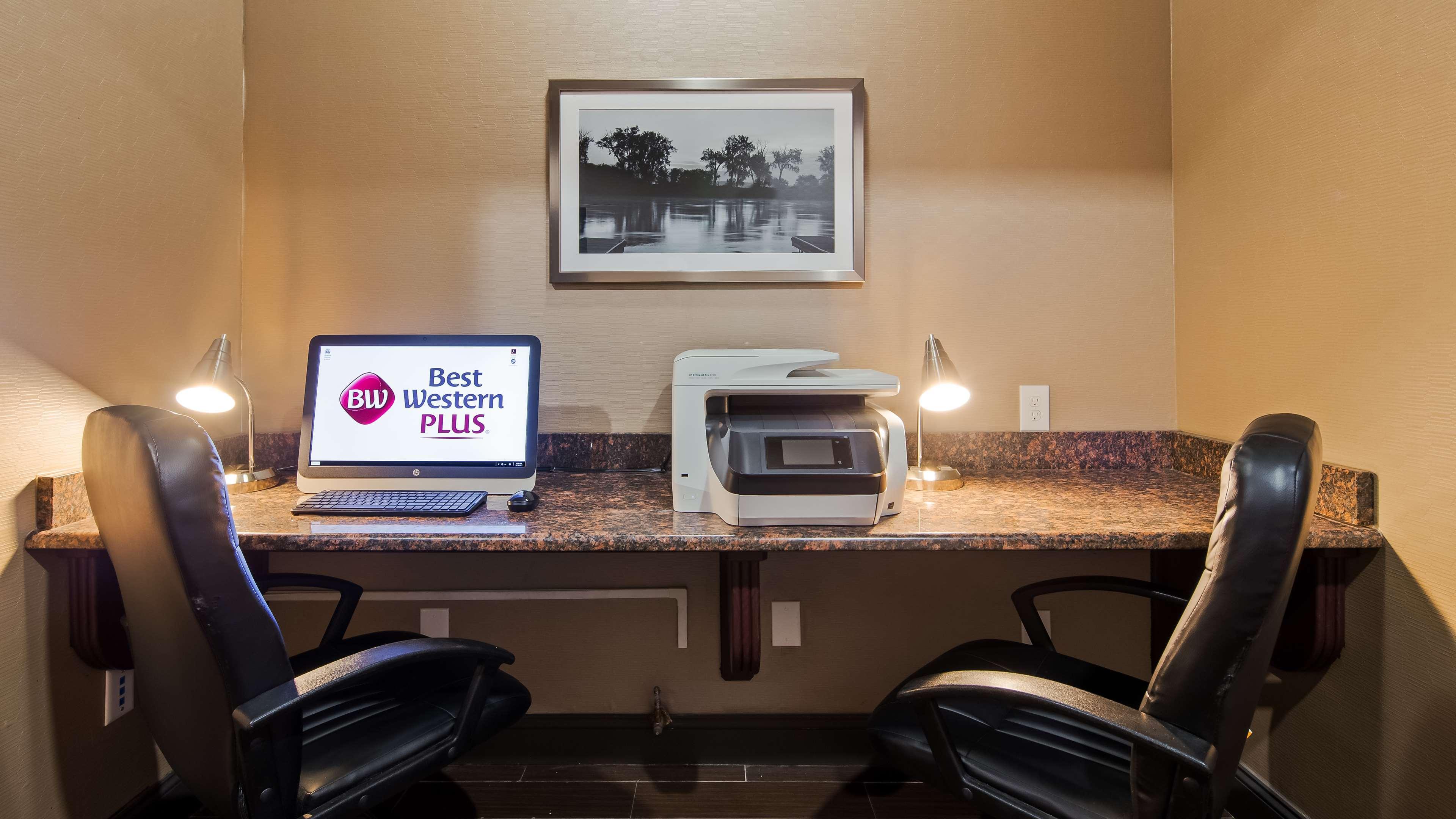 Best Western Plus Lee'S Summit Hotel & Suites Bagian luar foto