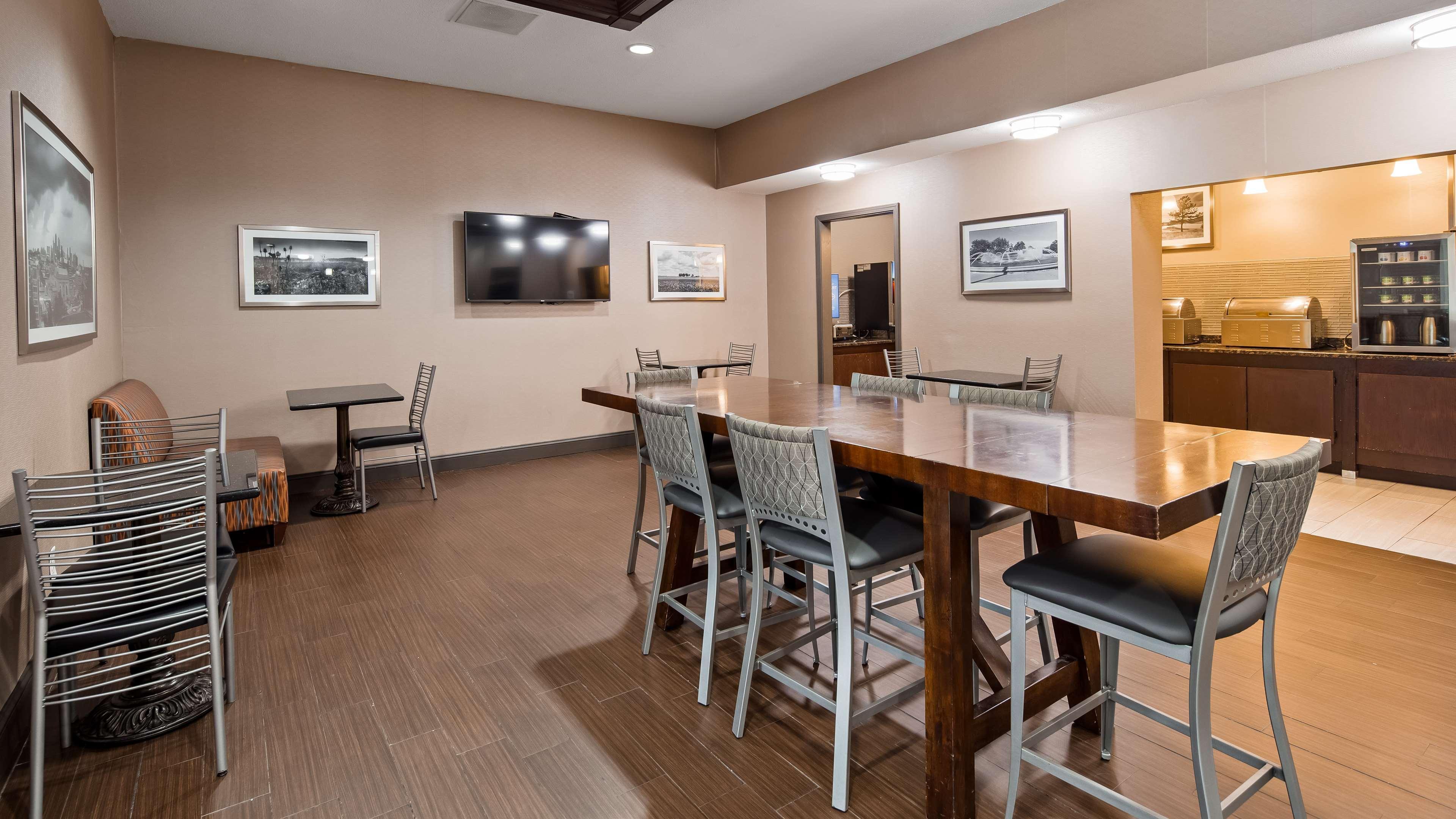 Best Western Plus Lee'S Summit Hotel & Suites Bagian luar foto
